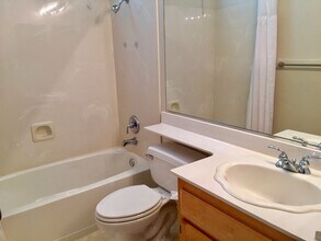 1832 Crispin Dr in Brentwood, CA - Building Photo - Building Photo