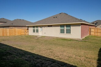 3503 Sonoma Trail in Ennis, TX - Building Photo - Building Photo