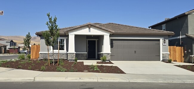 property at 233 Moss Ranch Wy