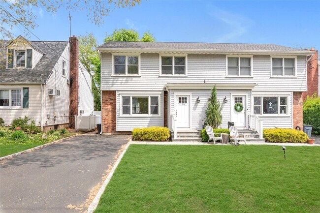 property at 38 Dunes Ln