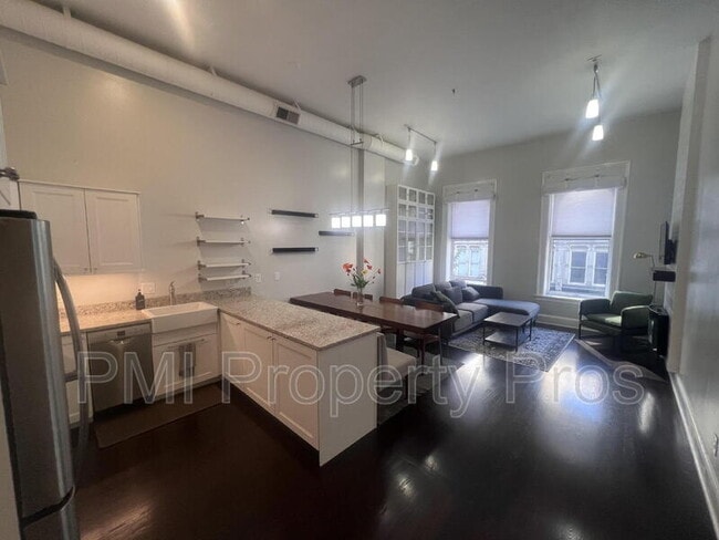 property at 715 N Milwaukee St