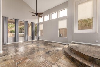 7690 E San Fernando Dr in Scottsdale, AZ - Building Photo - Building Photo