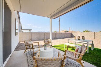 6318 S 47th Dr in Phoenix, AZ - Building Photo - Building Photo