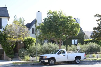 921-925 16th St in Santa Monica, CA - Foto de edificio - Building Photo