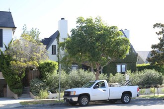 921-925 16th St in Santa Monica, CA - Building Photo - Building Photo