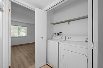 4400 S Quebec St in Denver, CO - Building Photo - Building Photo