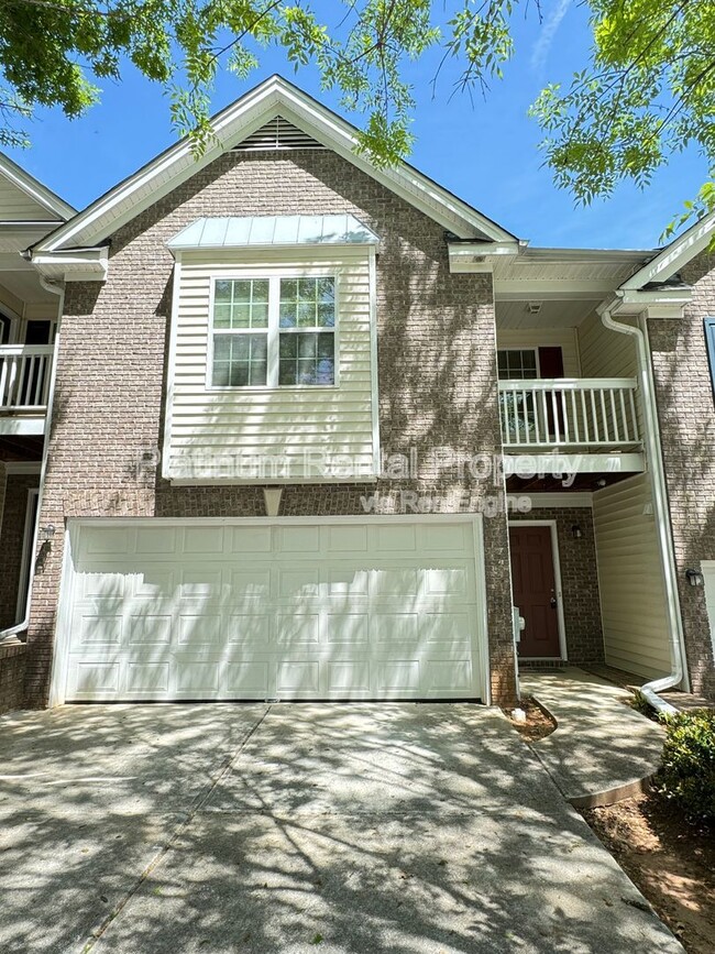 property at 4650 Grand Central Pkwy