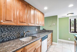 12681 Westhampton Cir in Wellington, FL - Building Photo - Building Photo
