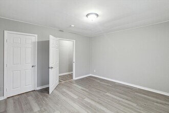 1224 E Bolton St in Savannah, GA - Building Photo - Building Photo