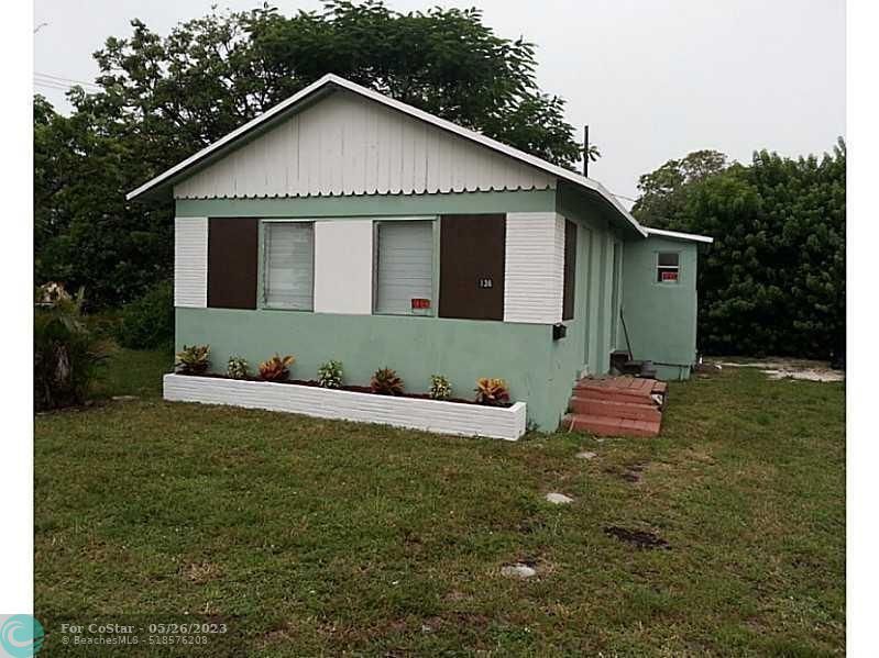 136 N 24th Ave in Hollywood, FL - Building Photo