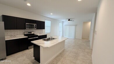 39990 W Sunland Dr in Maricopa, AZ - Building Photo - Building Photo