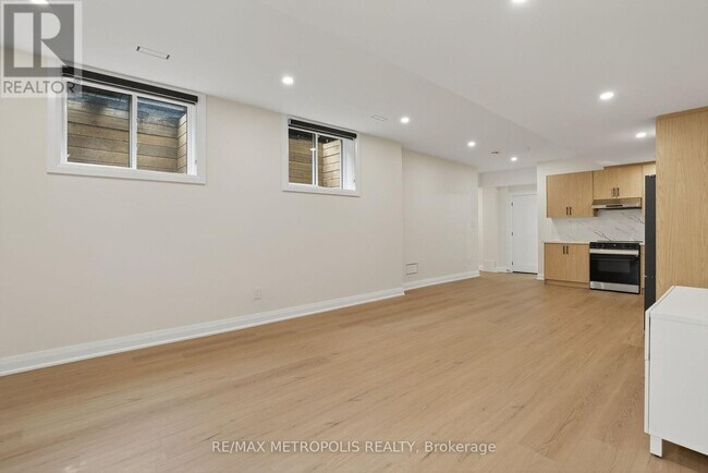3 Bonacres Ave in Toronto, ON - Building Photo - Building Photo