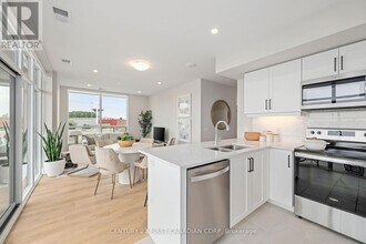 4286-4286 King St E in Kitchener, ON - Building Photo - Building Photo