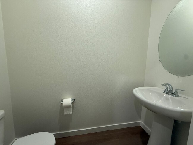 8821 J Sheehan St in Elk Grove, CA - Building Photo - Building Photo