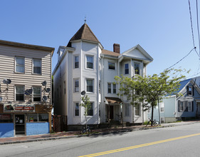 861 Congress St in Portland, ME - Building Photo - Building Photo