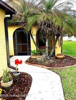4530 Radiant Way in Melbourne, FL - Building Photo