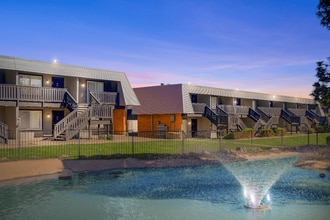 Landon Park in Aurora, CO - Foto de edificio - Building Photo