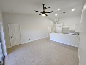 7313 Albany Rd in Ft. Myers, FL - Building Photo - Building Photo