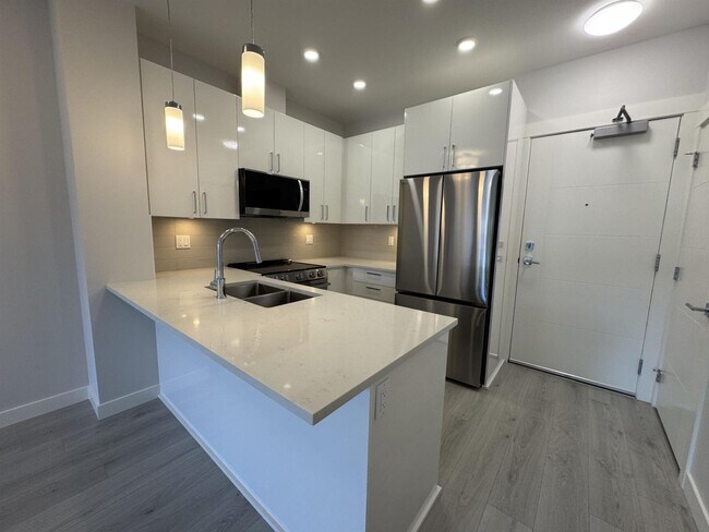 33886 Pine St in Abbotsford, BC - Building Photo - Building Photo