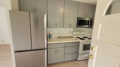 18-1221-1221 Orchid Pl in Mountain View, HI - Building Photo - Building Photo