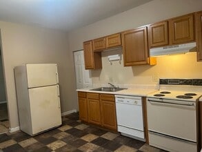 324 Village St in Hamilton, OH - Building Photo - Building Photo