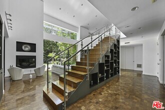 1500 Rustic Ln in Los Angeles, CA - Building Photo - Building Photo