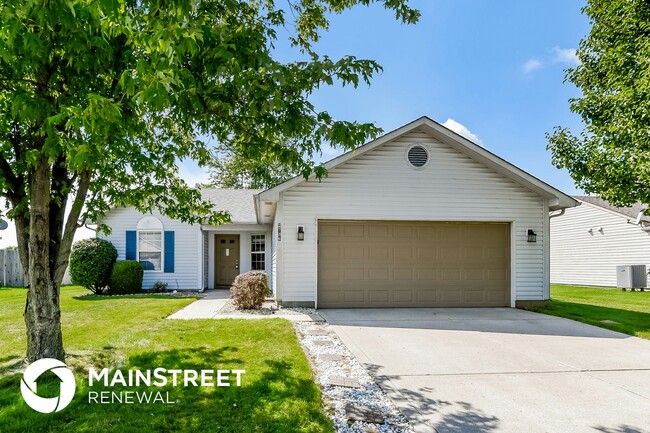 property at 2736 Woodfield Blvd