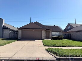 2222 Sunset Trail in Sugar Land, TX - Building Photo