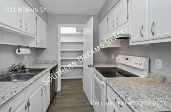 331 W Main St in Lexington, SC - Building Photo - Building Photo