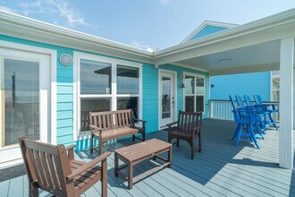 21822 Termini-San Luis Pass Rd in Galveston, TX - Building Photo - Building Photo