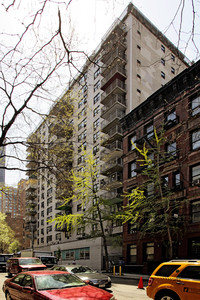 350 W 51st St in New York, NY - Foto de edificio - Building Photo