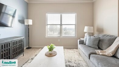 2155 Arkansas Ln in Grand Prairie, TX - Building Photo - Building Photo