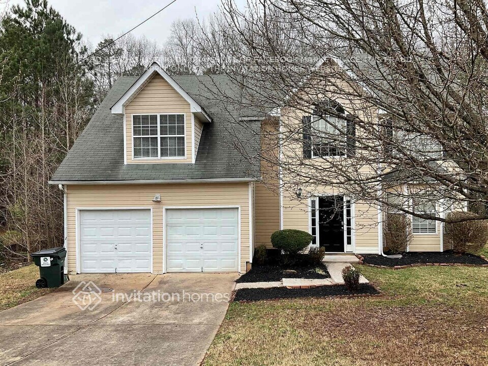 438 Pecan Wood Cir in Fairburn, GA - Building Photo