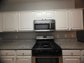 5250 S Rainbow Blvd in Las Vegas, NV - Foto de edificio - Building Photo