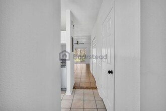 30029 Granda Hills Ct in Zephyrhills, FL - Foto de edificio - Building Photo