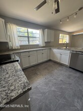 6813 Gaillardia Rd S in Jacksonville, FL - Building Photo - Building Photo
