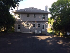 2615 Sheridan Dr, Unit 3 in Cincinnati, OH - Foto de edificio - Building Photo