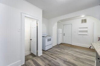 1825 S Topeka Ave in Wichita, KS - Building Photo - Building Photo