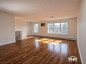 673 Ashford St, Unit 2 in Brooklyn, NY - Building Photo
