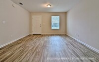 8604 Buttercup St in Jacksonville, FL - Building Photo - Building Photo