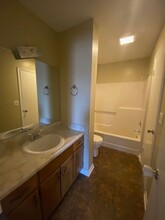 3905 Venetian Cir in Panama City, FL - Building Photo - Building Photo