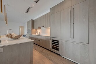 2710 Steel St in Houston, TX - Building Photo - Building Photo