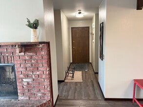 11527 Heritage Ct in Anchorage, AK - Building Photo - Building Photo