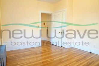 1091 Boylston St, Unit 36 in Boston, MA - Building Photo - Building Photo