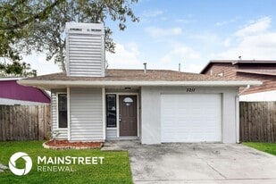 3211 Timberline Rd in Winter Haven, FL - Building Photo