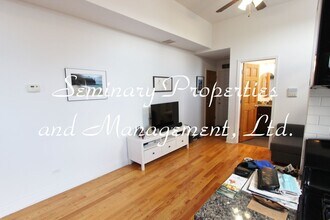 4502-04 N Paulina St in Chicago, IL - Building Photo - Interior Photo