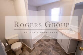 51 Foster Rd in Henderson, NC - Building Photo - Building Photo