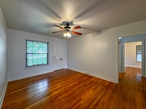 400 E 8th St in Tyler, TX - Building Photo - Building Photo
