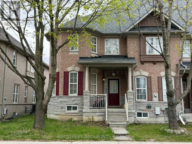 property at 85 Selkirk Dr