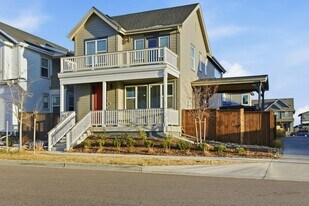 6364 N Elmira Wy in Denver, CO - Building Photo